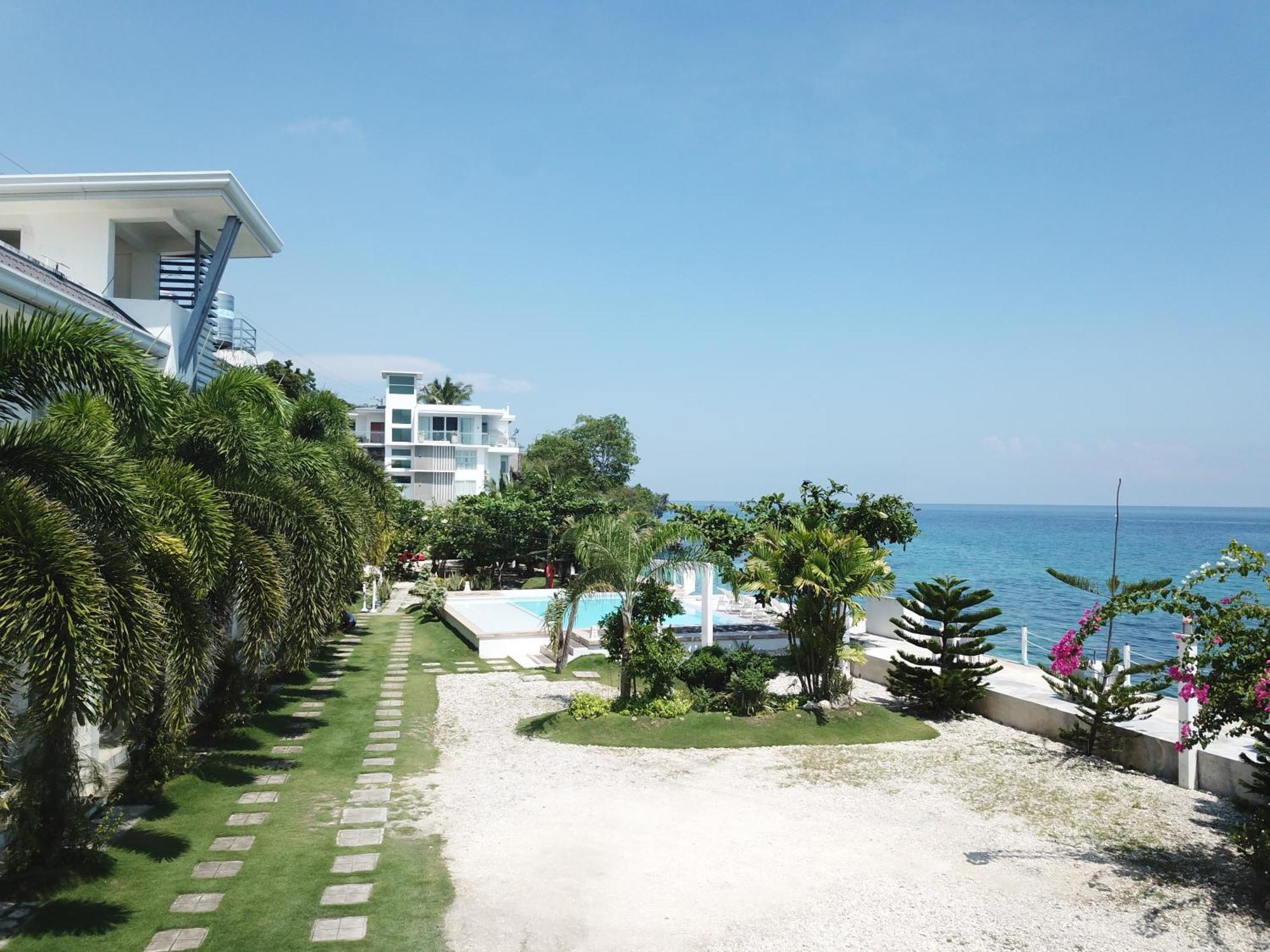 Seascape Beach Resort Oslob Exteriör bild